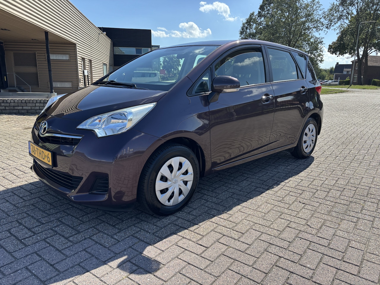 Toyota Verso S - 1.3 VVT-i Comfort 1e eig,dealer o.h [ airco,audio,trekhaak ] - AutoWereld.nl