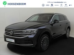 Volkswagen Touareg - 3.0 TSi eHybrid 4MOTION Elegance | Panoramadak | Trekhaak | Luchtvering | Parkeerassistent