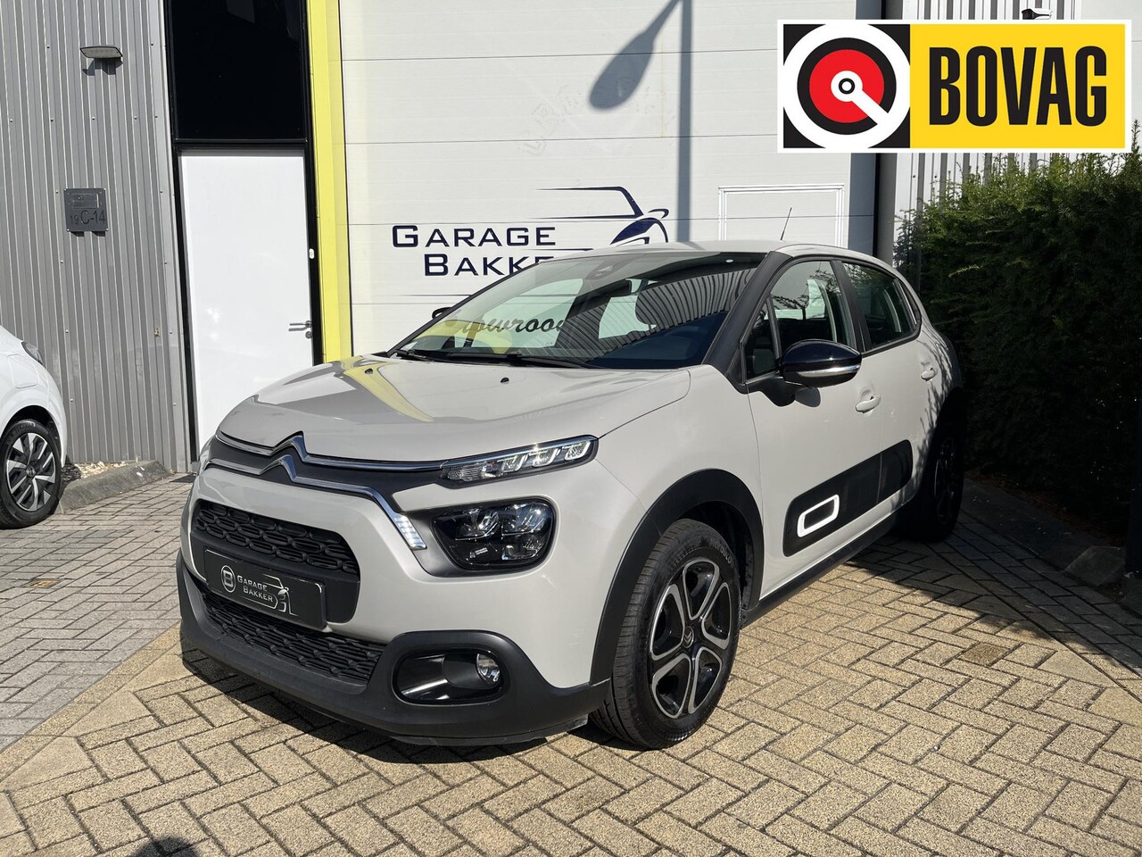 Citroën C3 - 1.2 PureTech Pack Led Cruise-Control Navi-Carplay Airco - AutoWereld.nl