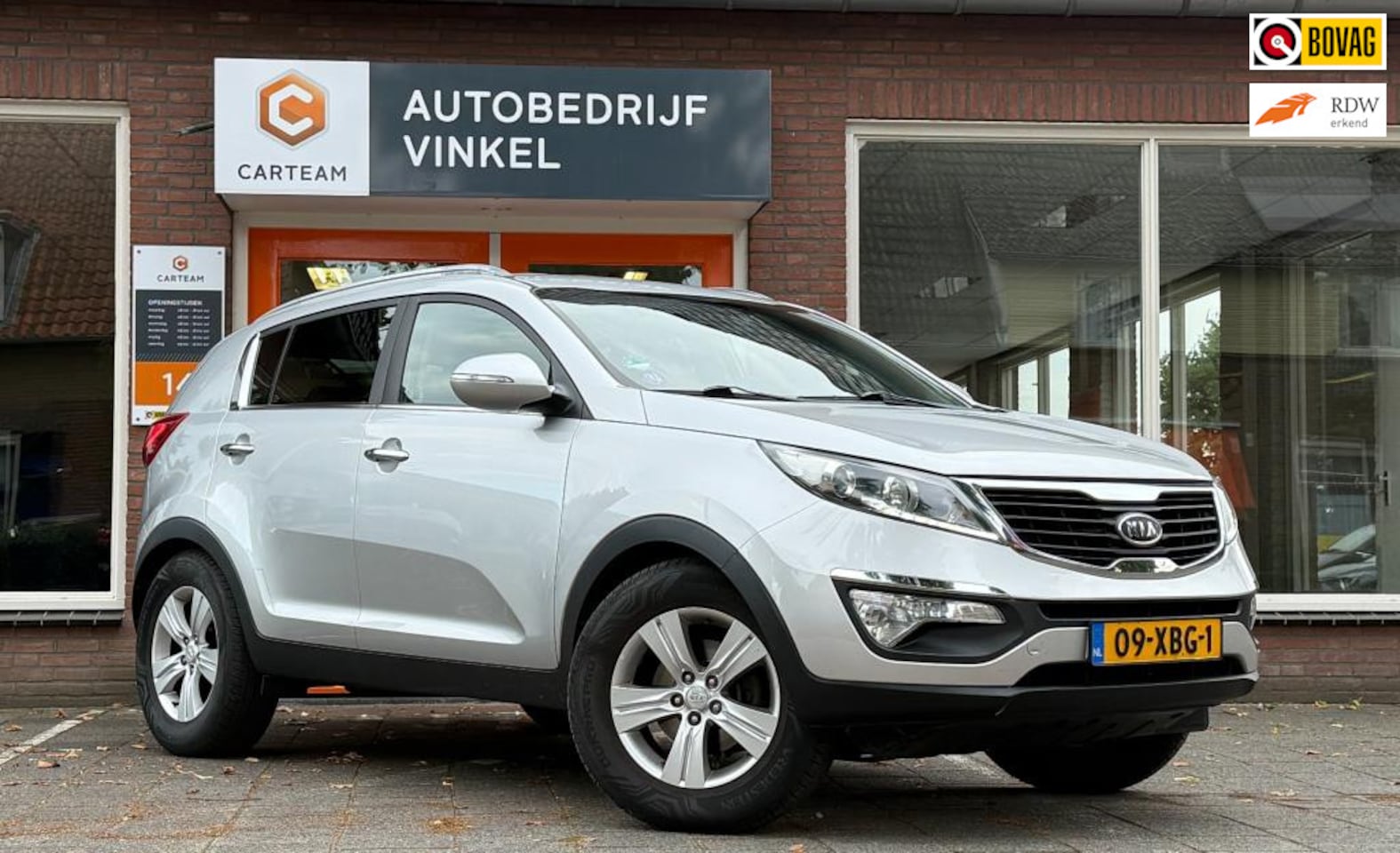 Kia Sportage - 2.0 X-ecutive Plus Pack *Trekhaak*Nieuwe Motor*Leder*Automaat - AutoWereld.nl