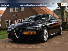 Alfa Romeo Giulia - 2.0 Turbo Aut. | Harman-Kardon | Elek. Stoelen | Rijbaanbegeleiding | Luxe Leder | Full Le