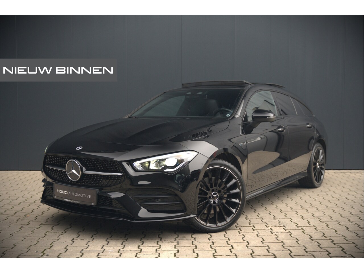Mercedes-Benz CLA-klasse Shooting Brake - 250 e AMG Line | Panoramadak | Stoelverwarming | Ambiance Verlichting | Navigatie | Camera - AutoWereld.nl