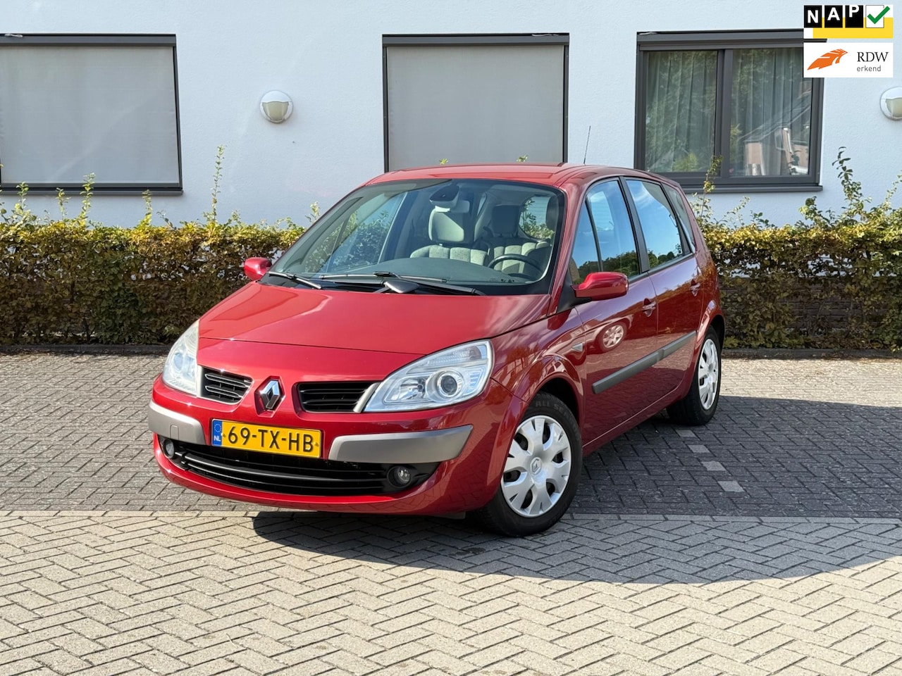 Renault Scénic - 2.0-16V Business Line LPG G3 APK NAP AIRCO NETTE AUTO! - AutoWereld.nl