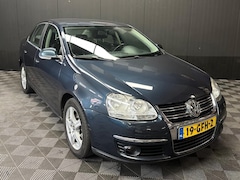 Volkswagen Jetta - 2.0 TDI Comfortline | Navi | Clima | Cruise | Nieuwe APK |