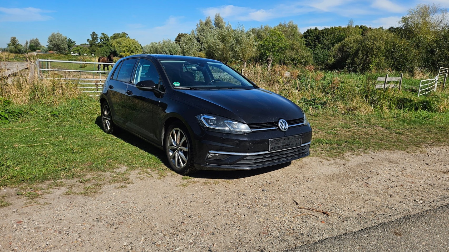 Volkswagen Golf - 1.4 TSI Highline 150PK DSG PANO NAVI LED CAMERA SCHADEAUTO VIRTUAL ACC - AutoWereld.nl