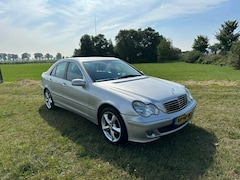 Mercedes-Benz C-klasse - 2.2 CDI C200 SEDAN Elegance