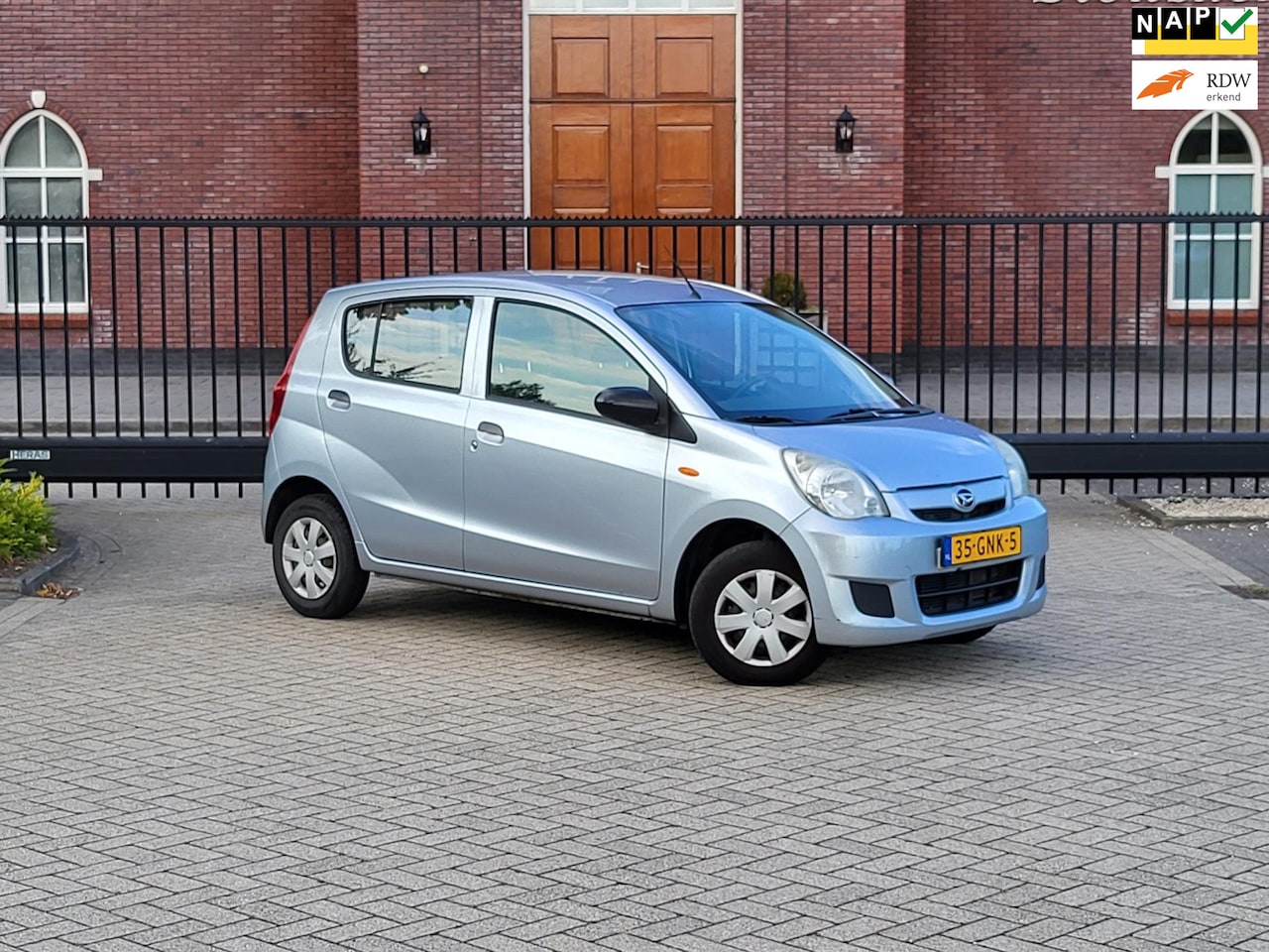 Daihatsu Cuore - 1.0 Premium / Airco / 5 deurs / Nieuwe Apk - AutoWereld.nl