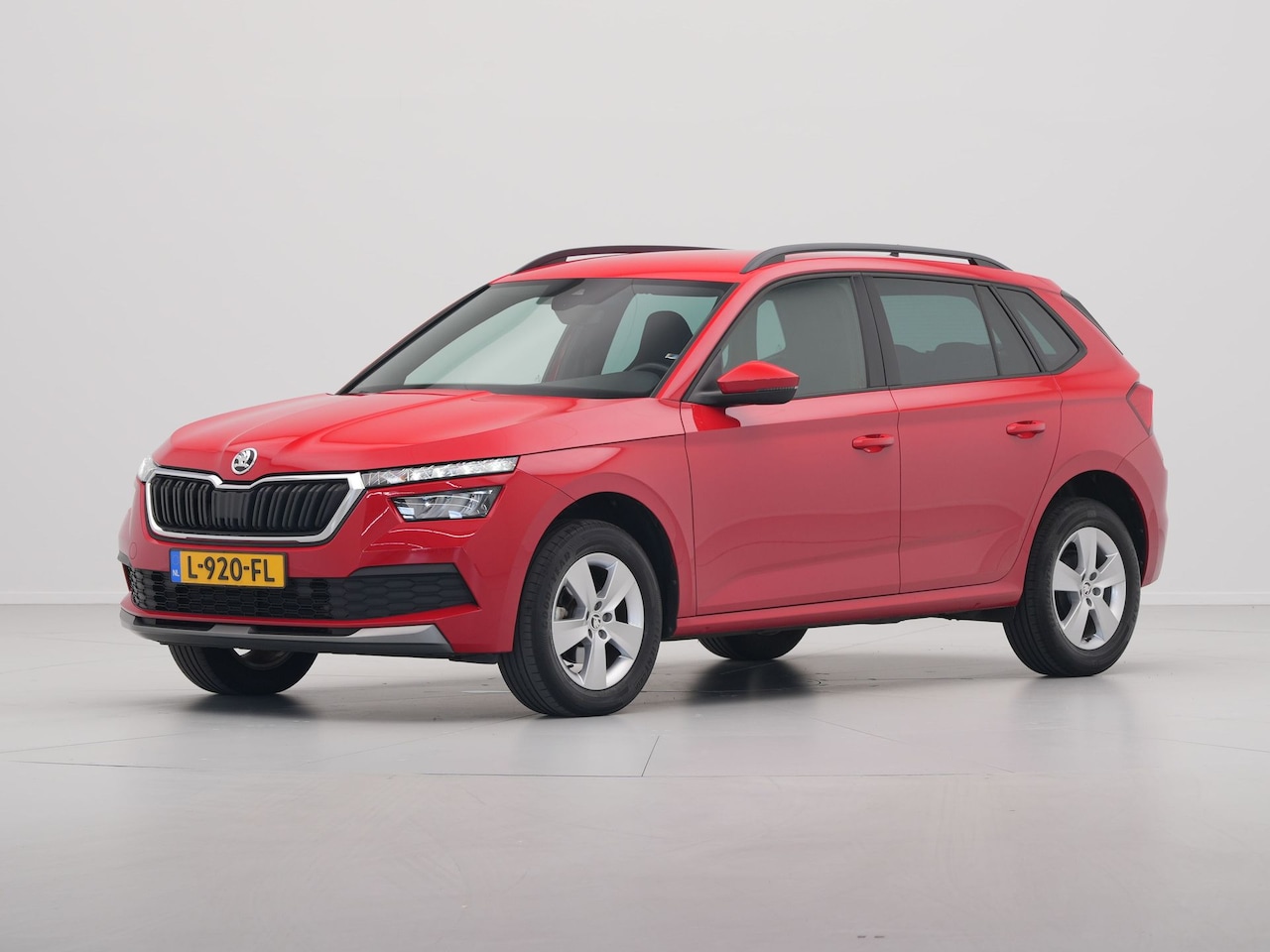Skoda Kamiq - 1.0 TSI 110pk DSG Sport Business Navi via App Pdc Clima Cruise Sportstoelen 291 - AutoWereld.nl