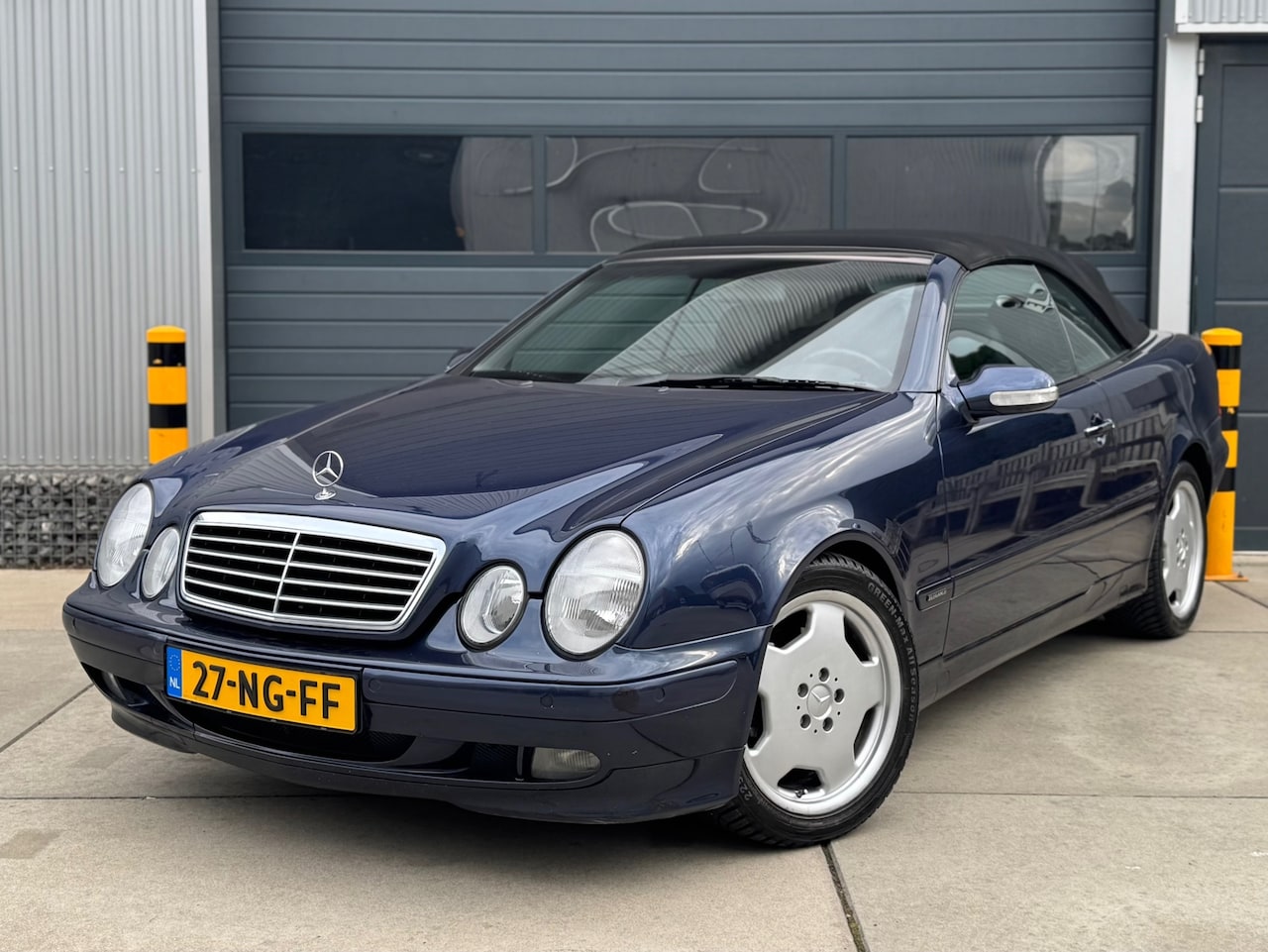 Mercedes-Benz CLK-klasse Cabrio - 230 K. AUT / CRUISE / CLIMA / LEDER / PDC - AutoWereld.nl