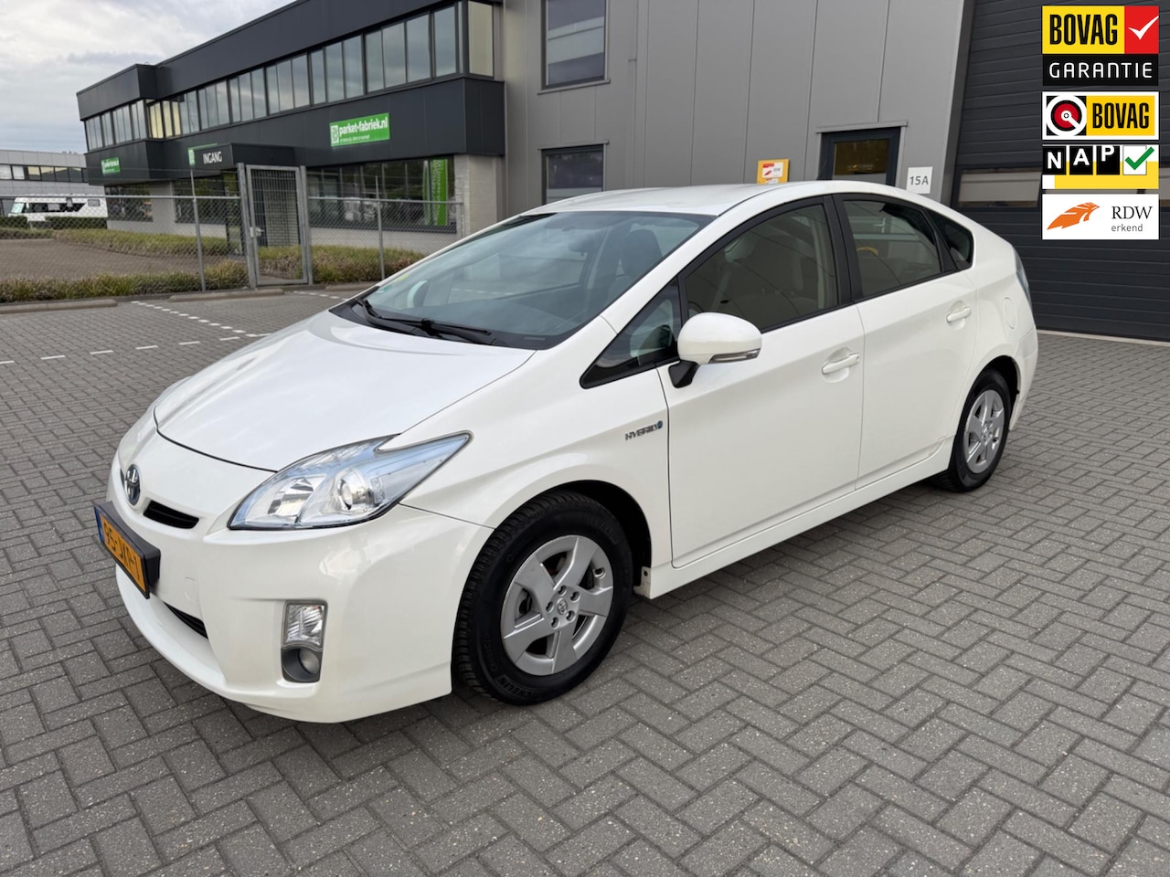 Toyota Prius - 1.8  Comfort 1.8 Comfort - AutoWereld.nl