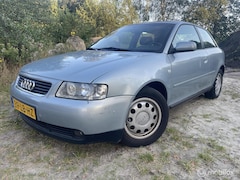Audi A3 - 1.6 Ambiente..Automaat..Airco
