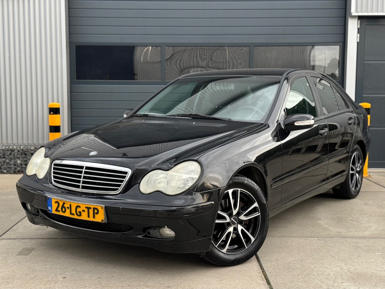 Mercedes-Benz C-klasse - 180 K. Classic CLIMA / CRUISE / 1E EIG / NAP - AutoWereld.nl