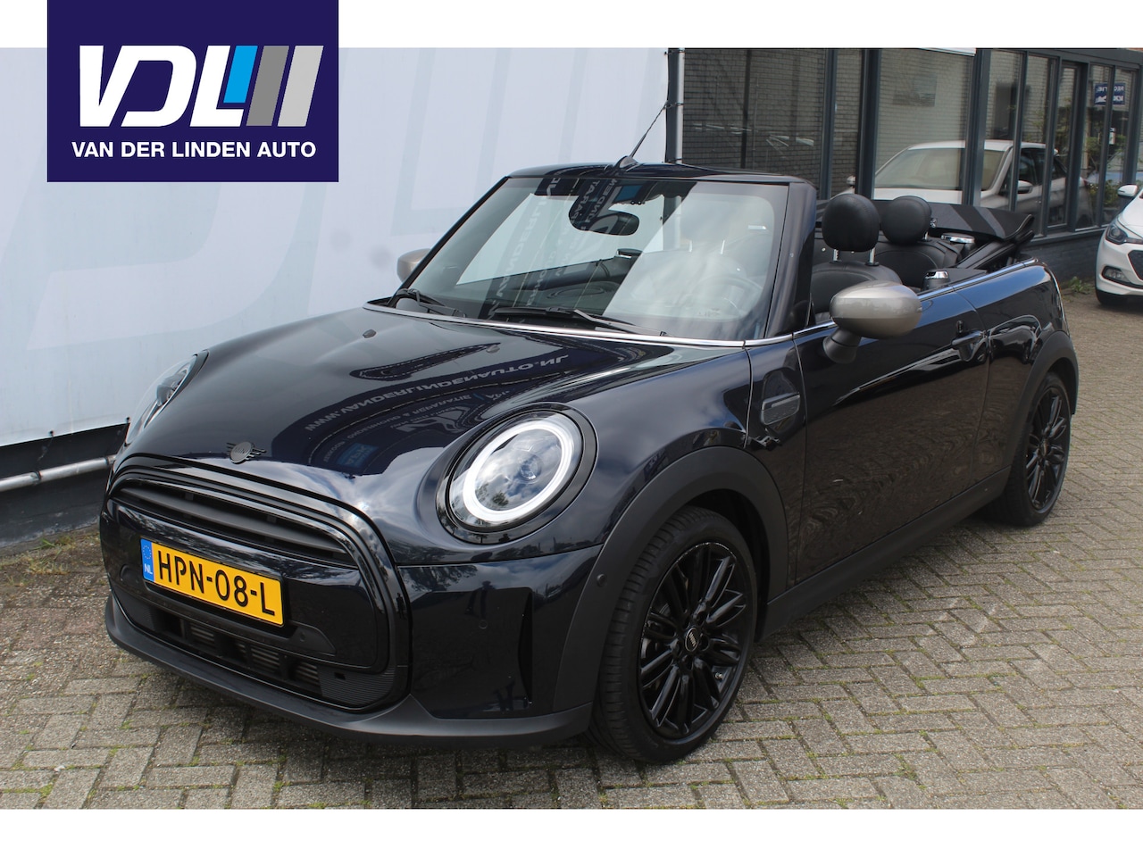 MINI Cabrio - Mini 1.5 Cooper Rockingham GT EditionSidewalk Edition Head-up display l Lendesteun verstel - AutoWereld.nl