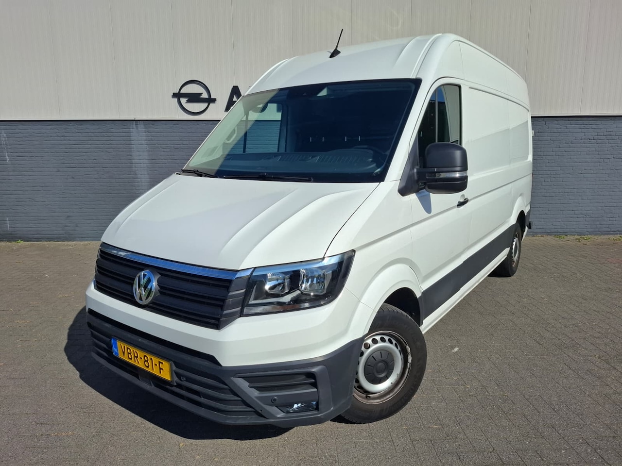 Volkswagen Crafter - 35 2.0 TDI L3H3 Highline 3p. Navi Airco CruiseControl Verw.Voorruit Regensensor Pdc V+A Sc - AutoWereld.nl