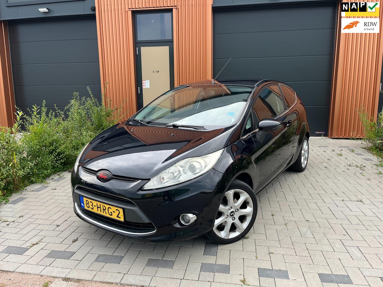 Ford Fiesta - 1.25 Titanium - AIRCO - ELEK PAKKET - CRUISE - 2 SLEUTELS - - AutoWereld.nl
