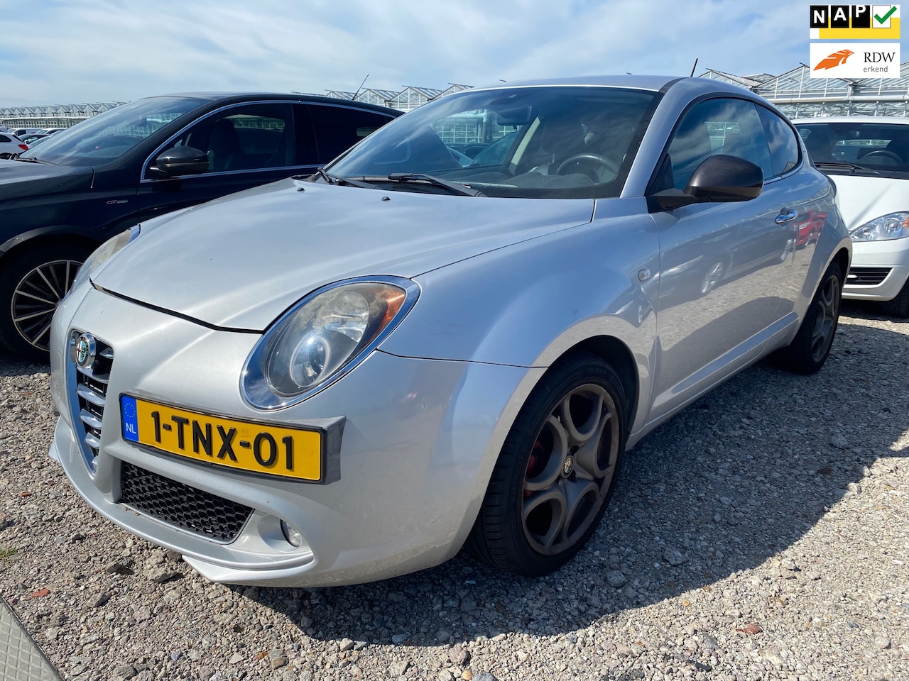 Alfa Romeo MiTo - 2014 * 0.9 TwinAir Esclusivo * LAGE KM-STAND! * VOLLEDER * - AutoWereld.nl