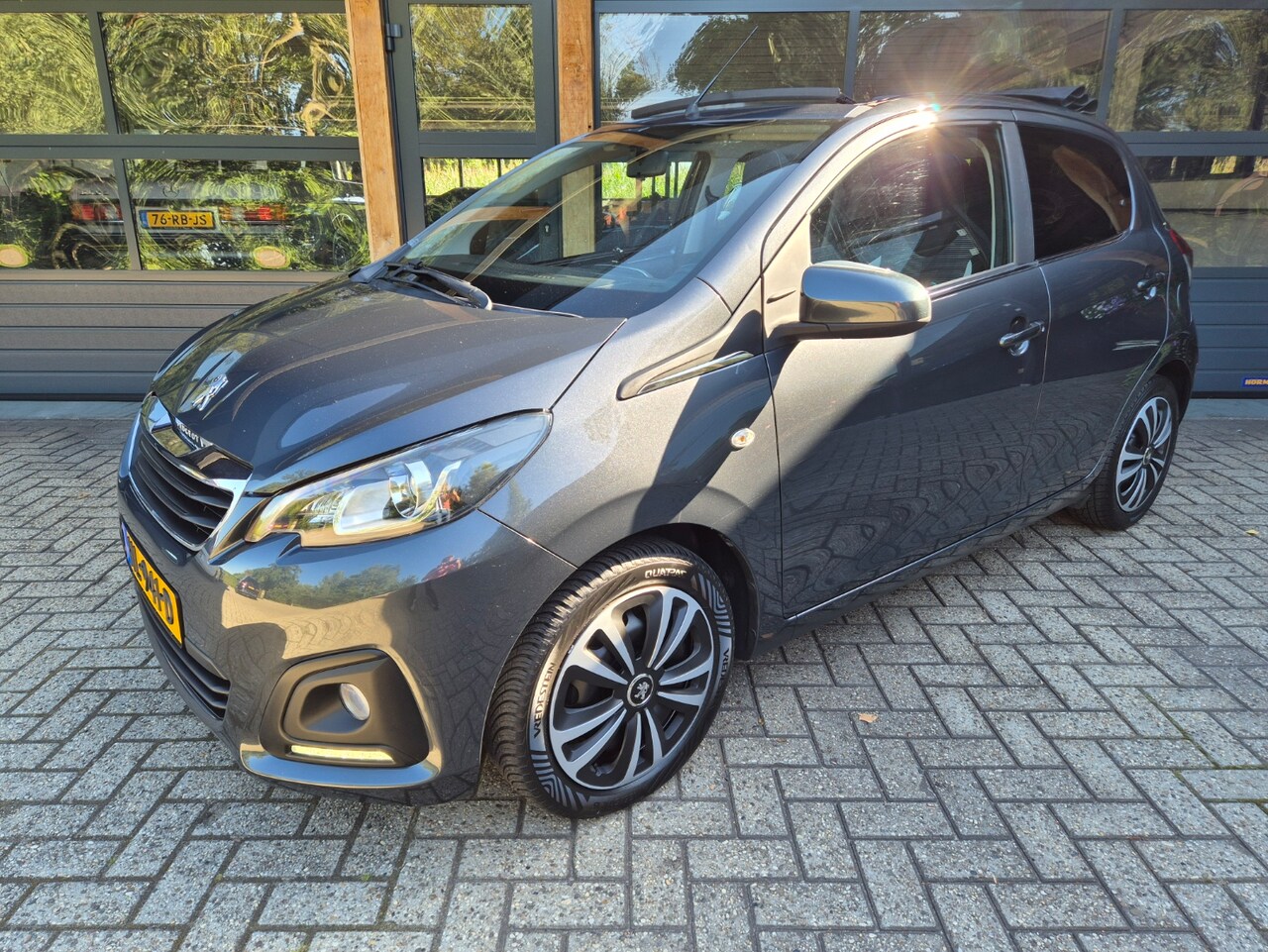 Peugeot 108 - 1.2 Puretech Active Top 5 deurs *Airco *Cruise *Cabriodak *NAP *Org. 108.000 km - AutoWereld.nl