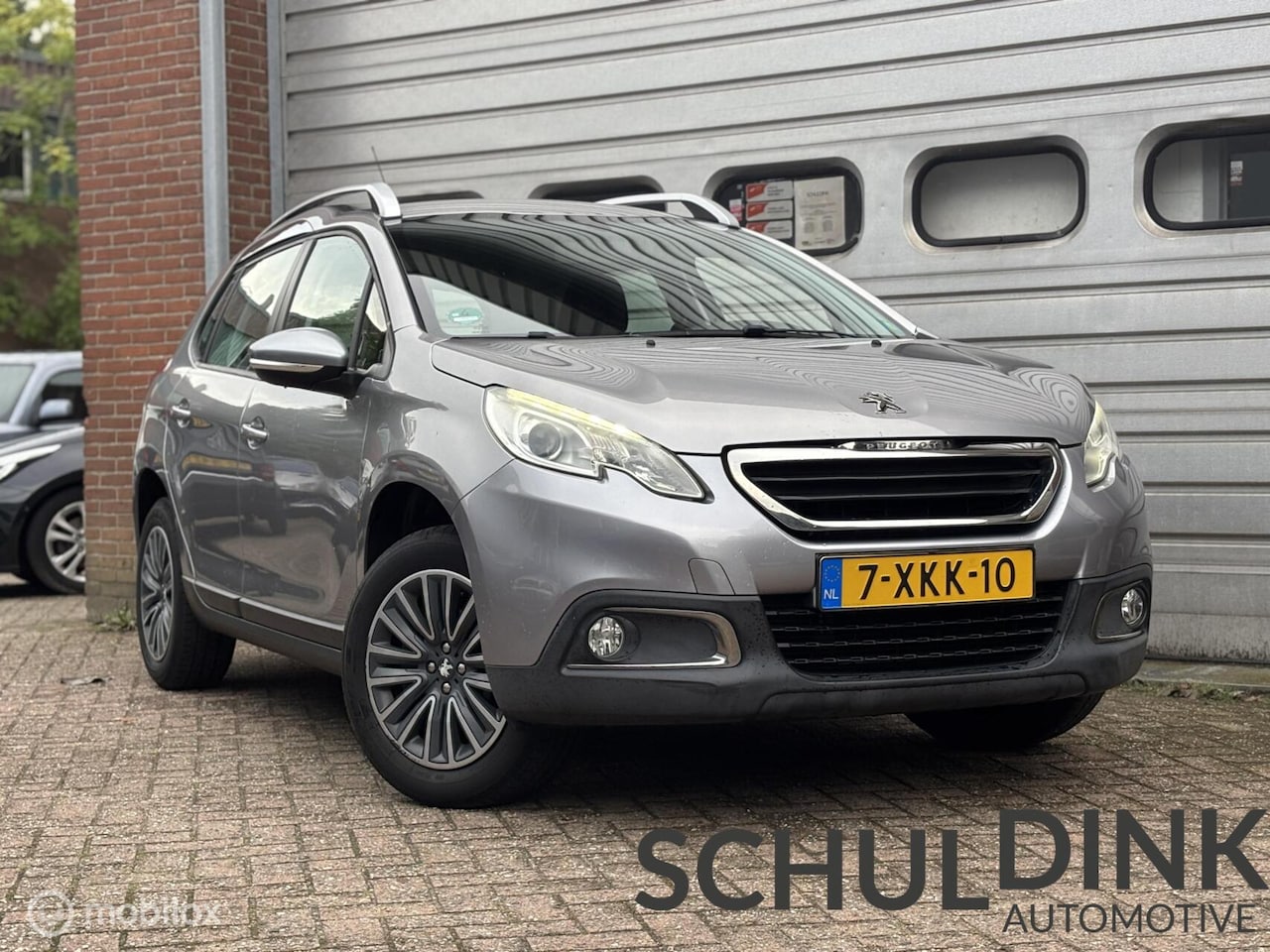 Peugeot 2008 - 1.2 PureTech Blue Lease AIRCO|TREKHAAK|CRUISE - AutoWereld.nl