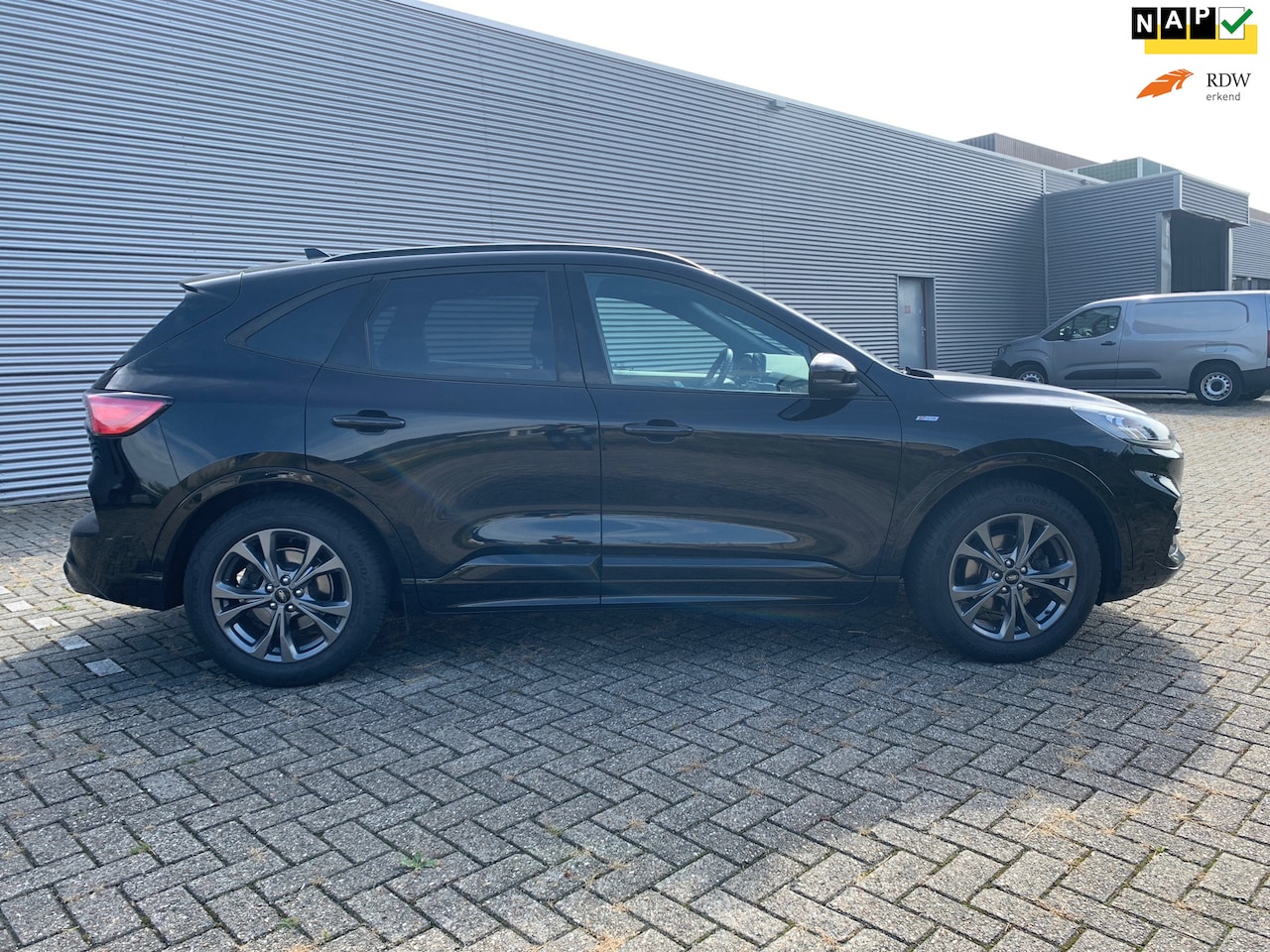 Ford Kuga - 1.5 EcoBoost ST-Line X LM VLG NAVIE - AutoWereld.nl