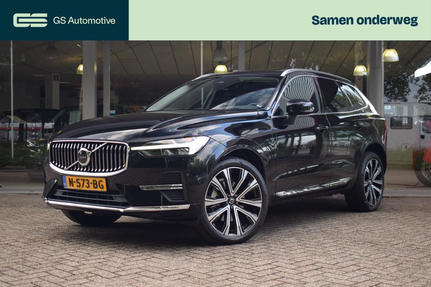 Volvo XC60 - 2.0 T6 AWD Inscription met Pano/21inch/Nappa/Harma - AutoWereld.nl