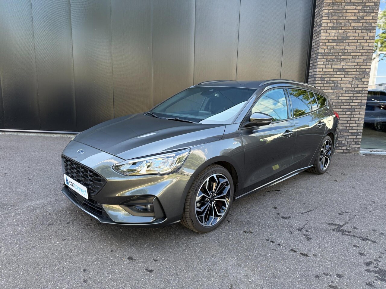 Ford Focus Wagon - 1.5 Eco 182pk AUT. ST Line Business Navi, Trekhaak, Keyless, Winter pack, Climate etc. etc - AutoWereld.nl