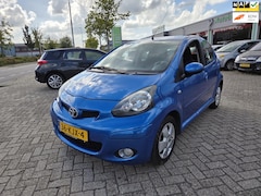 Toyota Aygo - 1.0-12V Dynamic Blue|5-DEURS|CARPLAY OPTIONEEL|