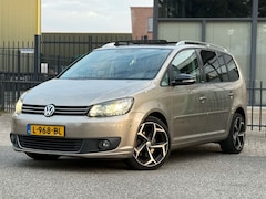 Volkswagen Touran - 1.4 TSI I Automaat I Pano I Highline