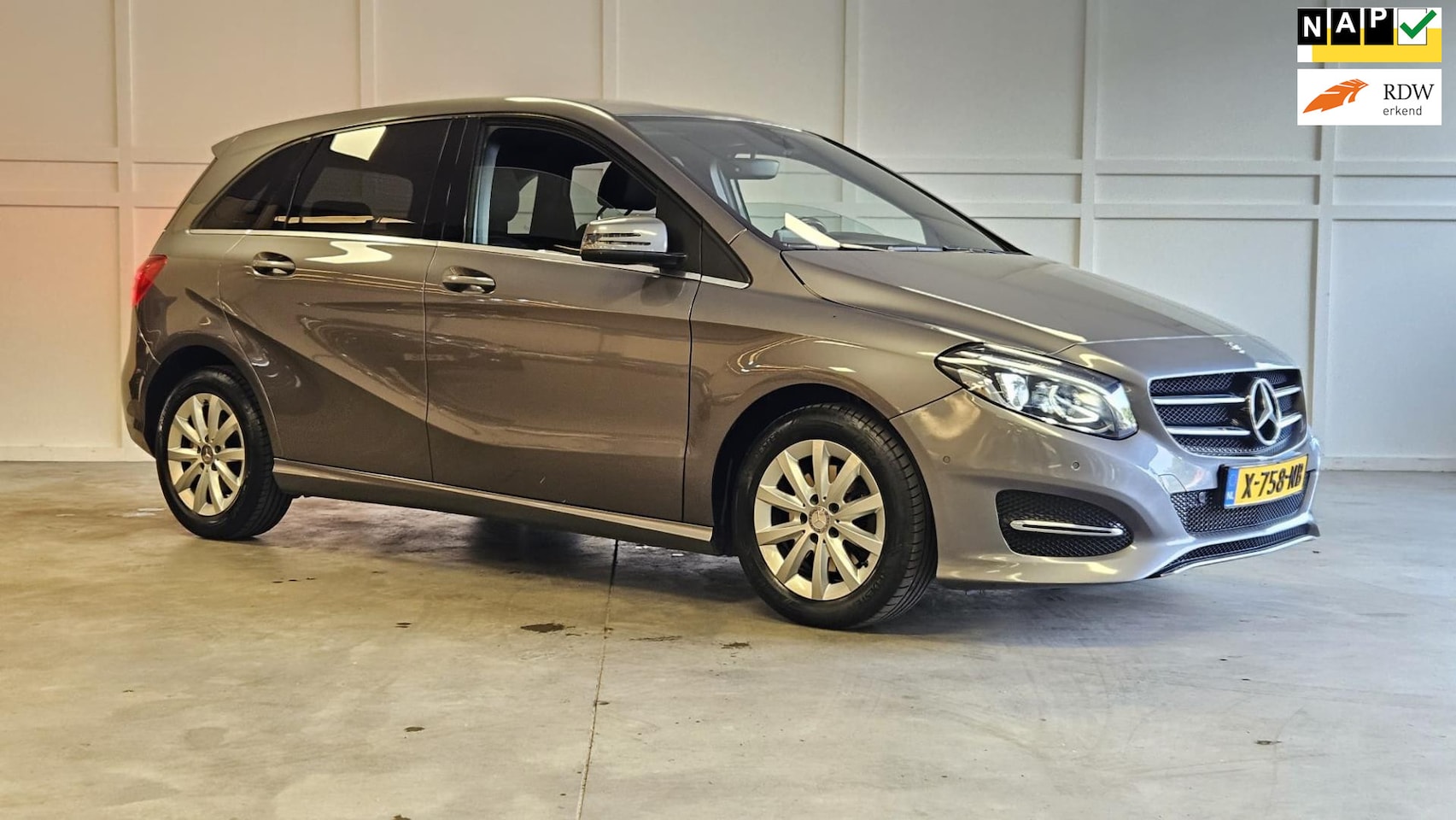 Mercedes-Benz B-klasse - 200 Prestige / Automaat / Navi / 83.748 KM / 2015 - AutoWereld.nl