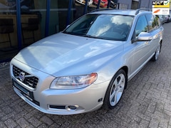 Volvo V70 - 2.5FT R-Design 230PK LEER / XENON / PDC / ECC
