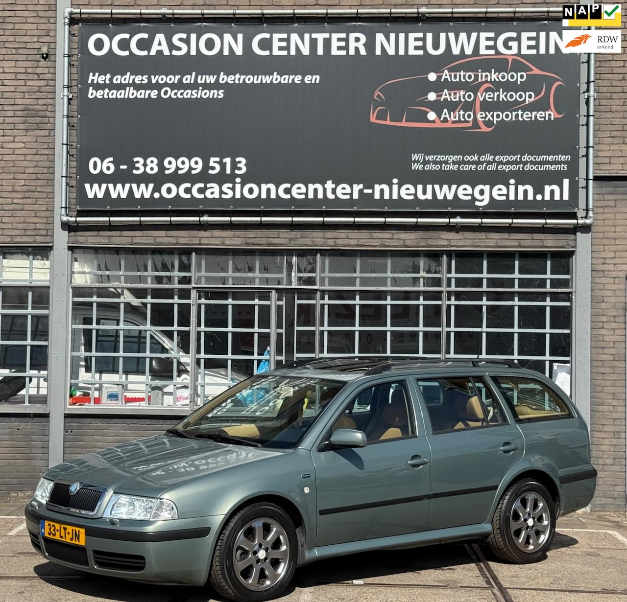 Skoda Octavia Combi - 1.8 T Laurin & Klement AUT 2003 ECC/LEER - AutoWereld.nl