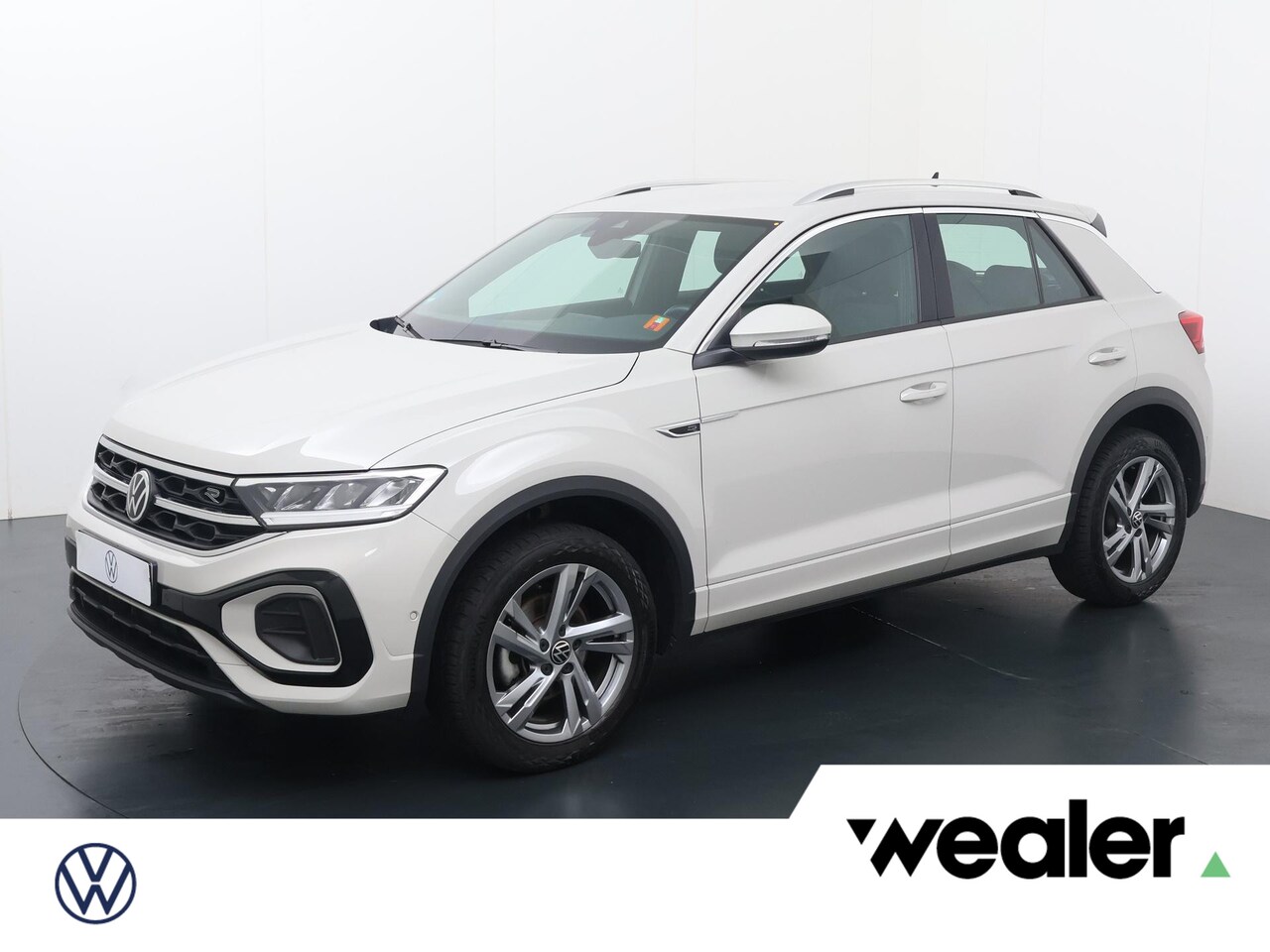 Volkswagen T-Roc - 1.5 TSI R-Line | 150 PK | Automaat | Navigatiesysteem | Achteruitrijcamera | Adaptive crui - AutoWereld.nl