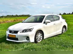 Lexus CT - 200h Hybrid 133.000KM Camera | Alcantara | Keyless | NAP | Automaat