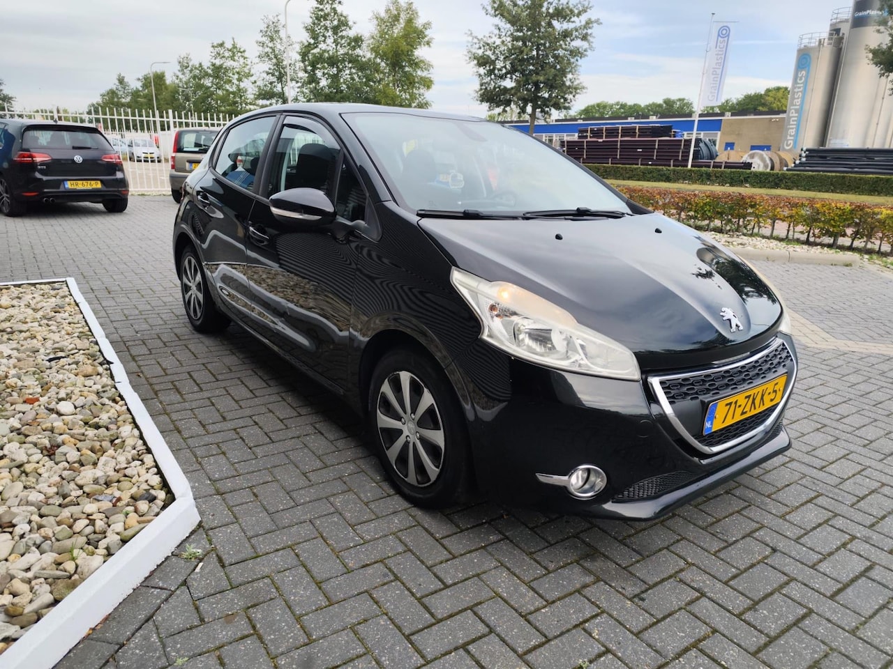 Peugeot 208 - 1.2 Vti Envy 1.2 VTi Envy - AutoWereld.nl