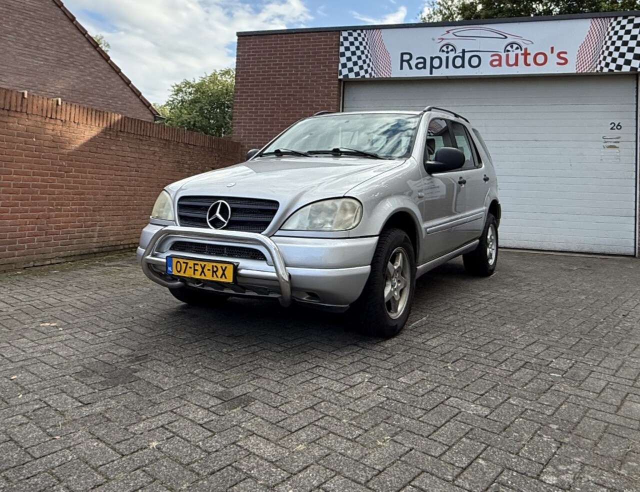 Mercedes-Benz M-klasse - ML 320 4MATIC Automaat LEDER Stoel verwarming - AutoWereld.nl