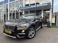 BMW X1 - sDrive20i High Executive I Navigatie I Cruise Control