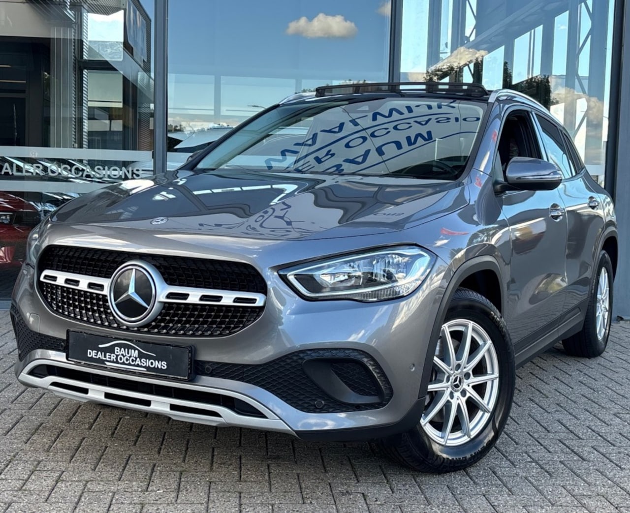 Mercedes-Benz GLA-Klasse - 200 BUSINESS LUXURY 163PK AUTOMAAT PANO NAVI PDC-CAMERA. - AutoWereld.nl