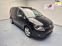Volkswagen Touran - 1.4 TSI Highline 7 Pers Navi Pano Ecc Cruise Control Alu Pdc Trekhaak
