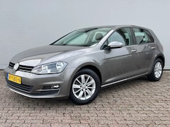 Volkswagen Golf - 1.2 TSI Connected Series | NIEUWSTAAT | 6 bak | ECC | Cruise
