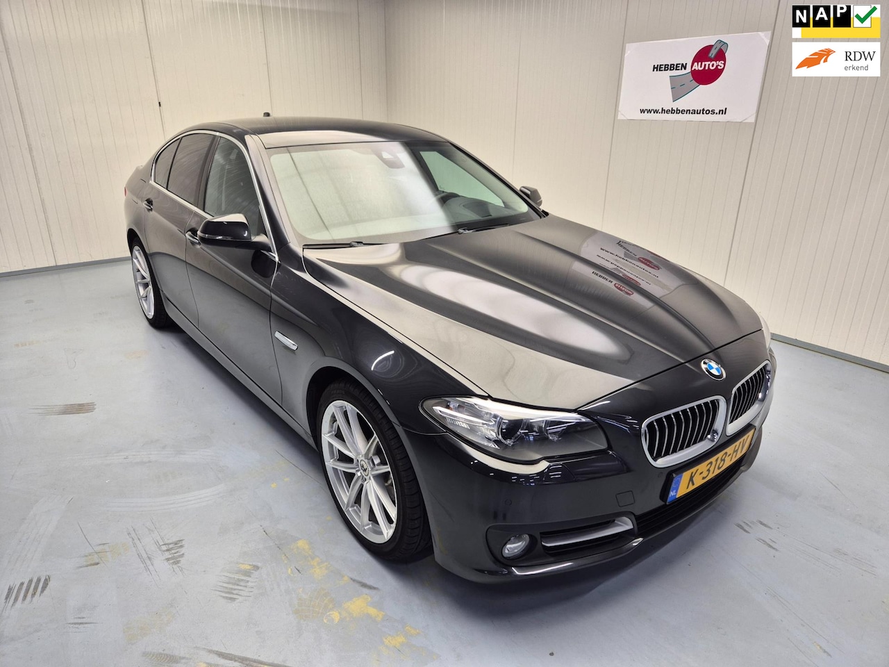 BMW 5-serie - 520i Business Navi Leer Ecc Cruise Control Alu Pdc Trekhaak - AutoWereld.nl