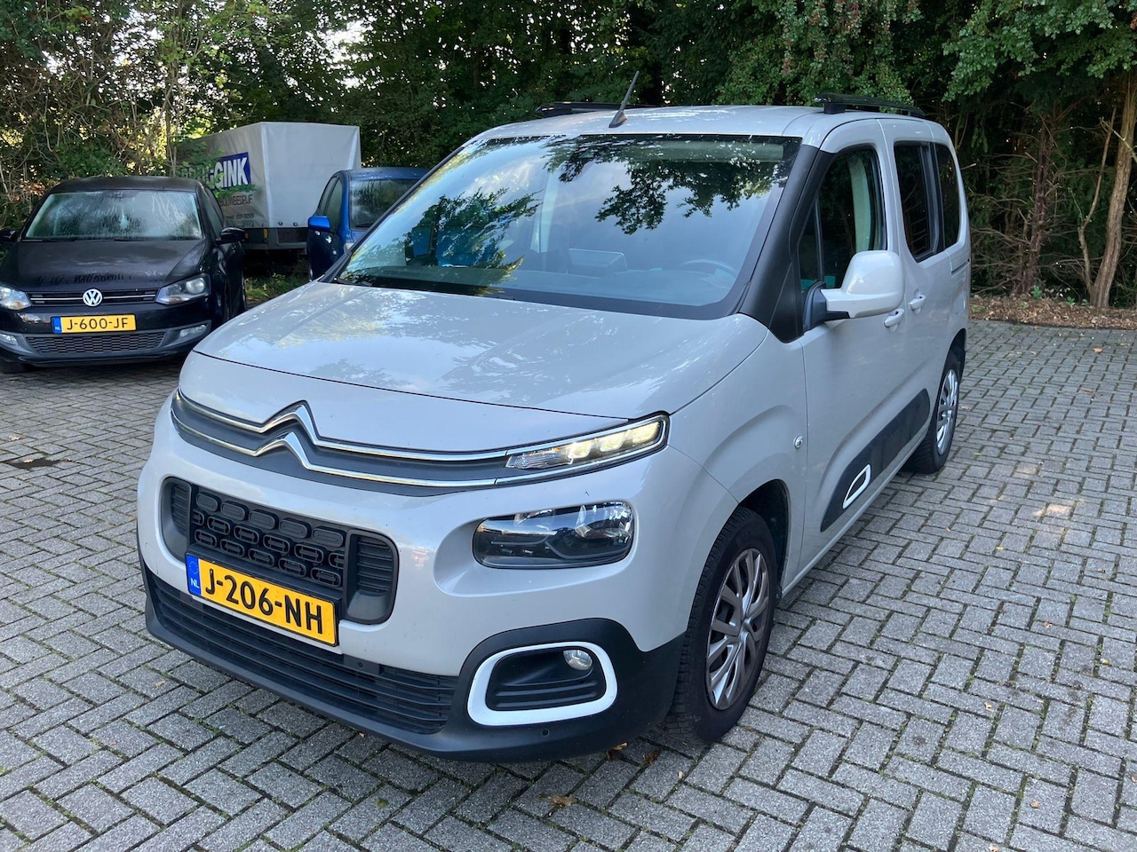 Citroën Berlingo - 1.2 PureTech Shine 110pk | Camera | Navi | 1e Eigenaar - AutoWereld.nl