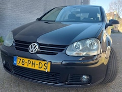 Volkswagen Golf - 1.4 FSI Sportline