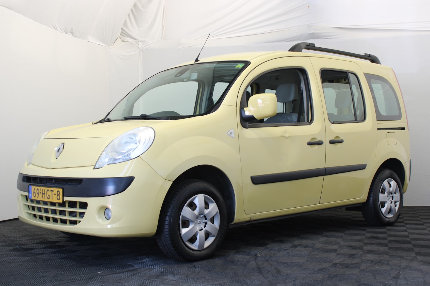 Renault Kangoo Family - 1.6-16V Expression 1.6-16V Expression - AutoWereld.nl