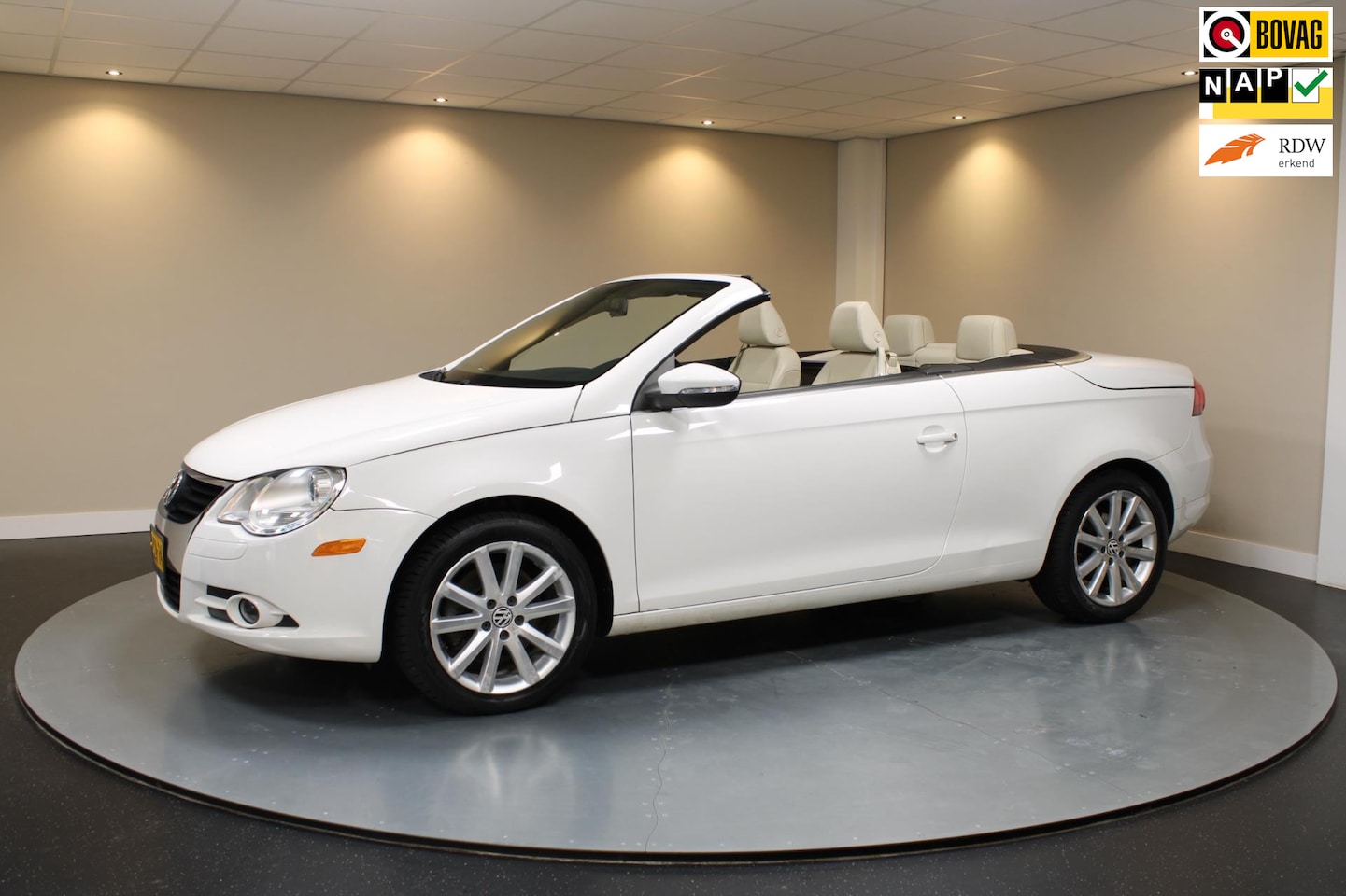 Volkswagen Eos - 2.0 TSI Highline *Automaat* Stoelverw.|Navi|Cruise - AutoWereld.nl