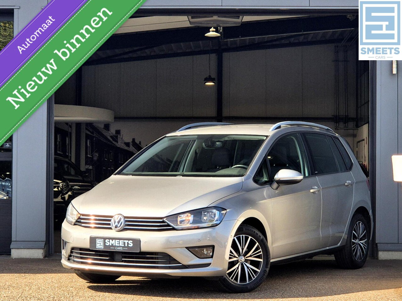 Volkswagen Golf Sportsvan - 1.2 TSI Highline Automaat |Trekh|Nav - AutoWereld.nl