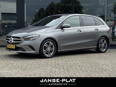 Mercedes-Benz B-klasse - 180 AUT Business Solution | Camera | Elektrische achterklep | NL-AUTO