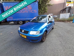 Volkswagen Polo - 1.4 ZO INGERUILD DUS ZO WEG PRIJSJE
