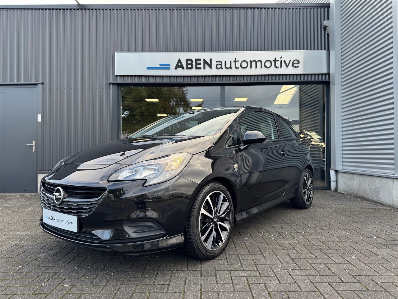 Opel Corsa - 1.4 Turbo 100PK OPC-Line 3-deurs (NAVI|17"|CRUISE|AIRCO) - AutoWereld.nl