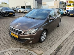 Peugeot 308 SW - 1.2 PureTech Blue Lease Executive, Navi, Pano, inc BTW