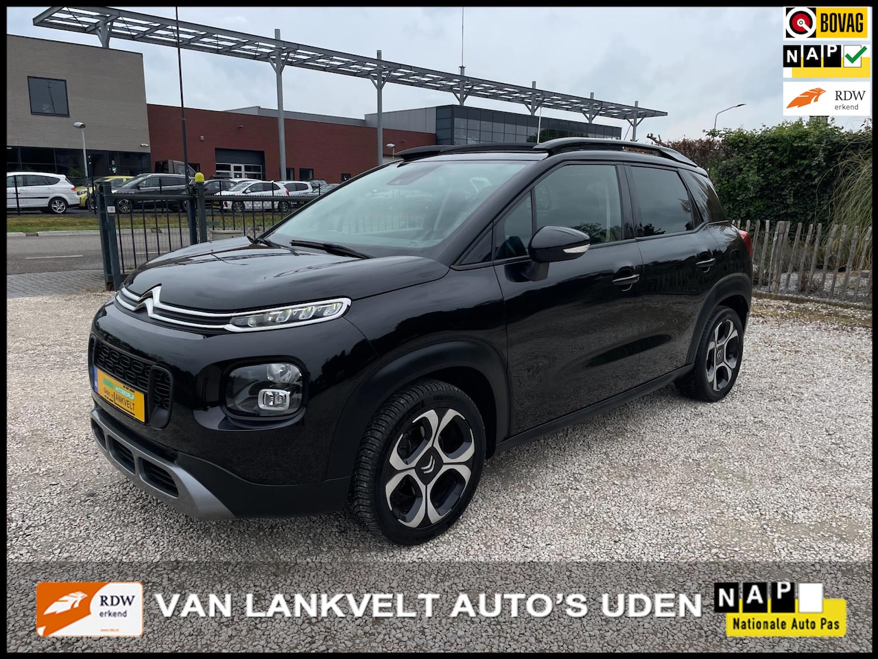Citroën C3 Aircross - 1.2 110pk S&S Shine Schuifdak, Navi, Ecc - AutoWereld.nl