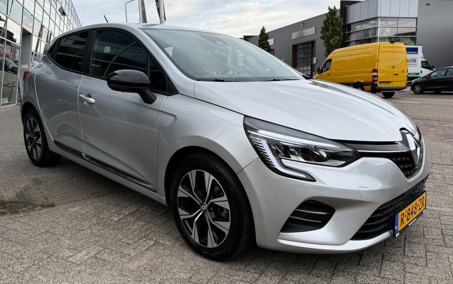 Renault Clio - 1.0 TCe 90 evolution 1.0 TCe 90 Evolution - AutoWereld.nl